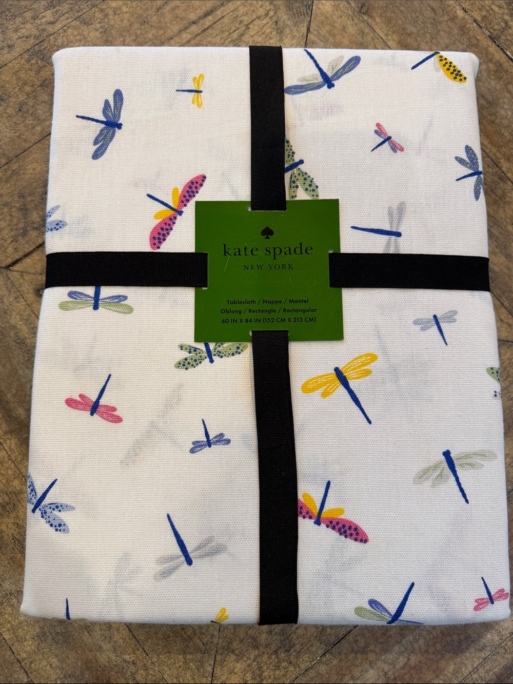 kate spade White Dragonfly Print Tablecloth with Multicolor Wings NWT 💯% cotton